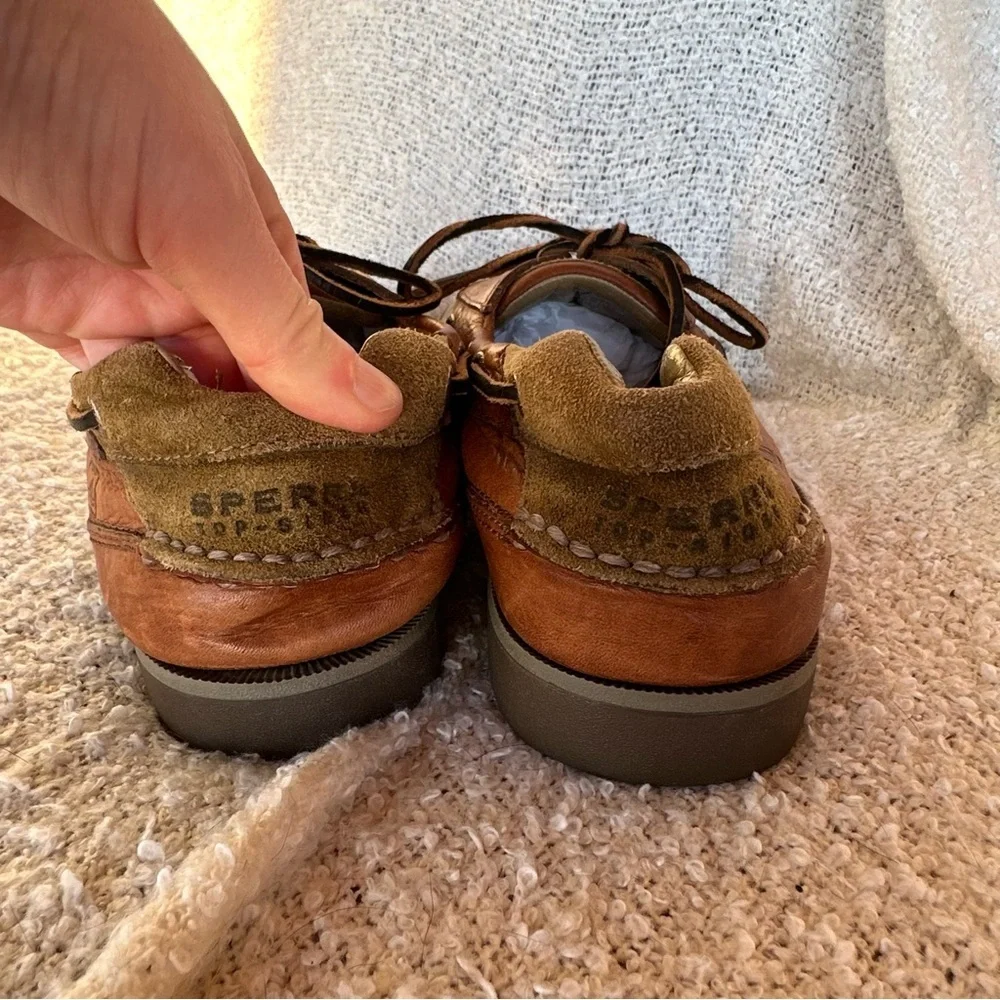 Sperry Men's Tan Leather Boat Shoes - Picture 4 of 8